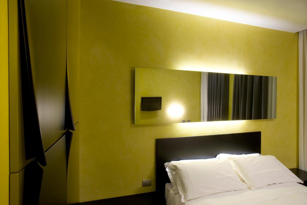 Eos Hotel Lecce Esterno foto