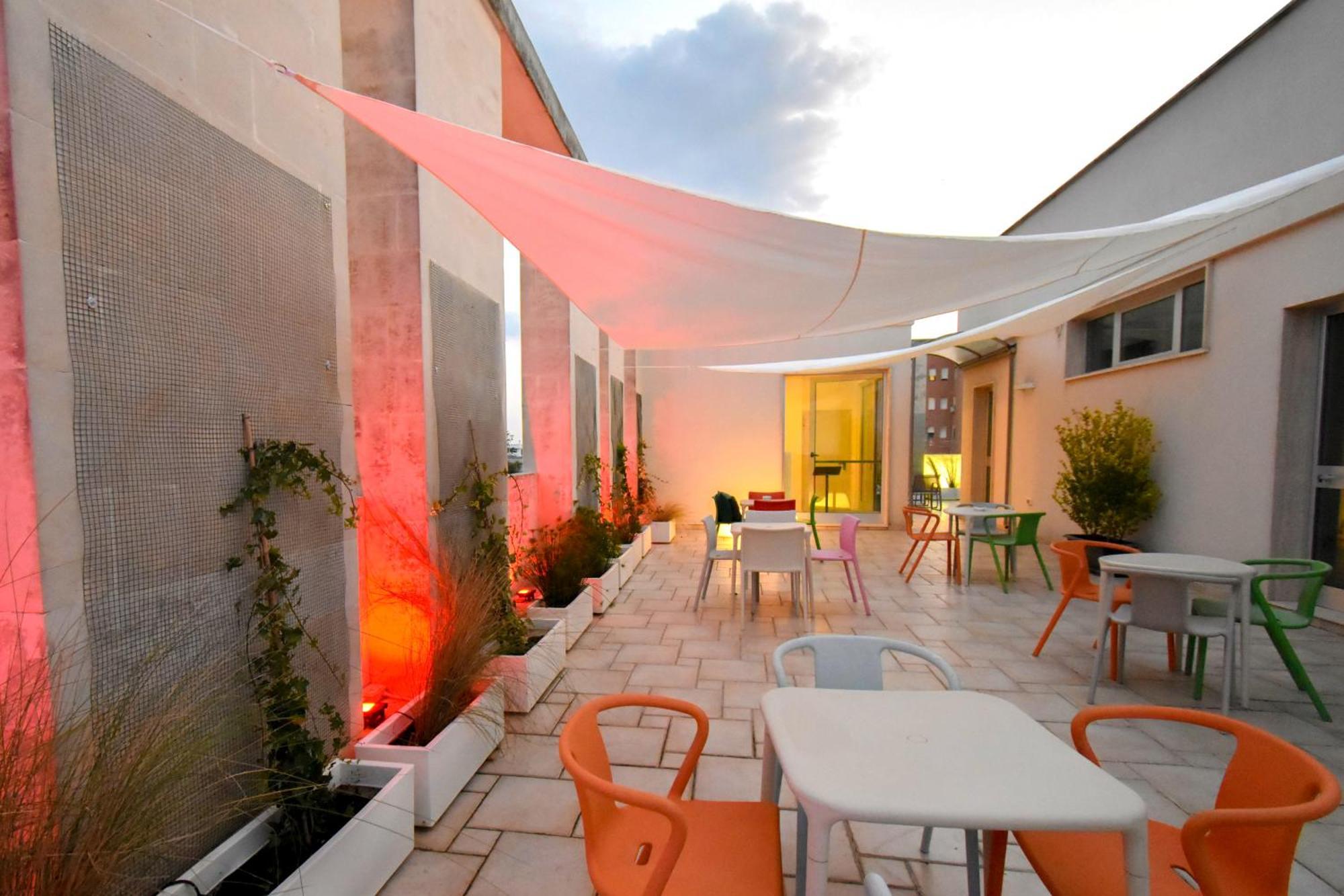 Eos Hotel Lecce Esterno foto