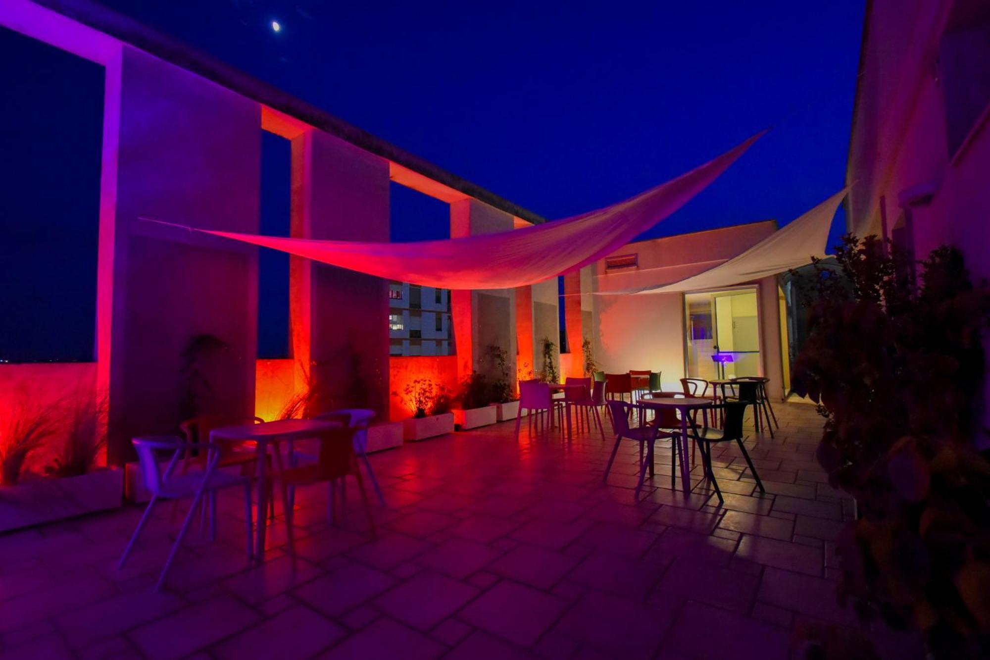 Eos Hotel Lecce Esterno foto