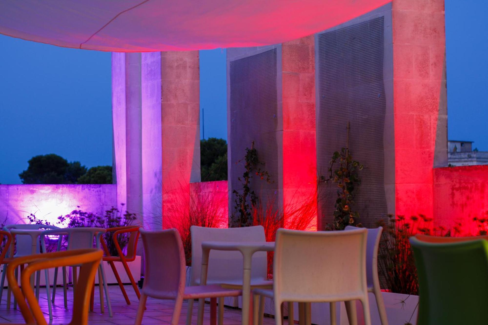 Eos Hotel Lecce Esterno foto