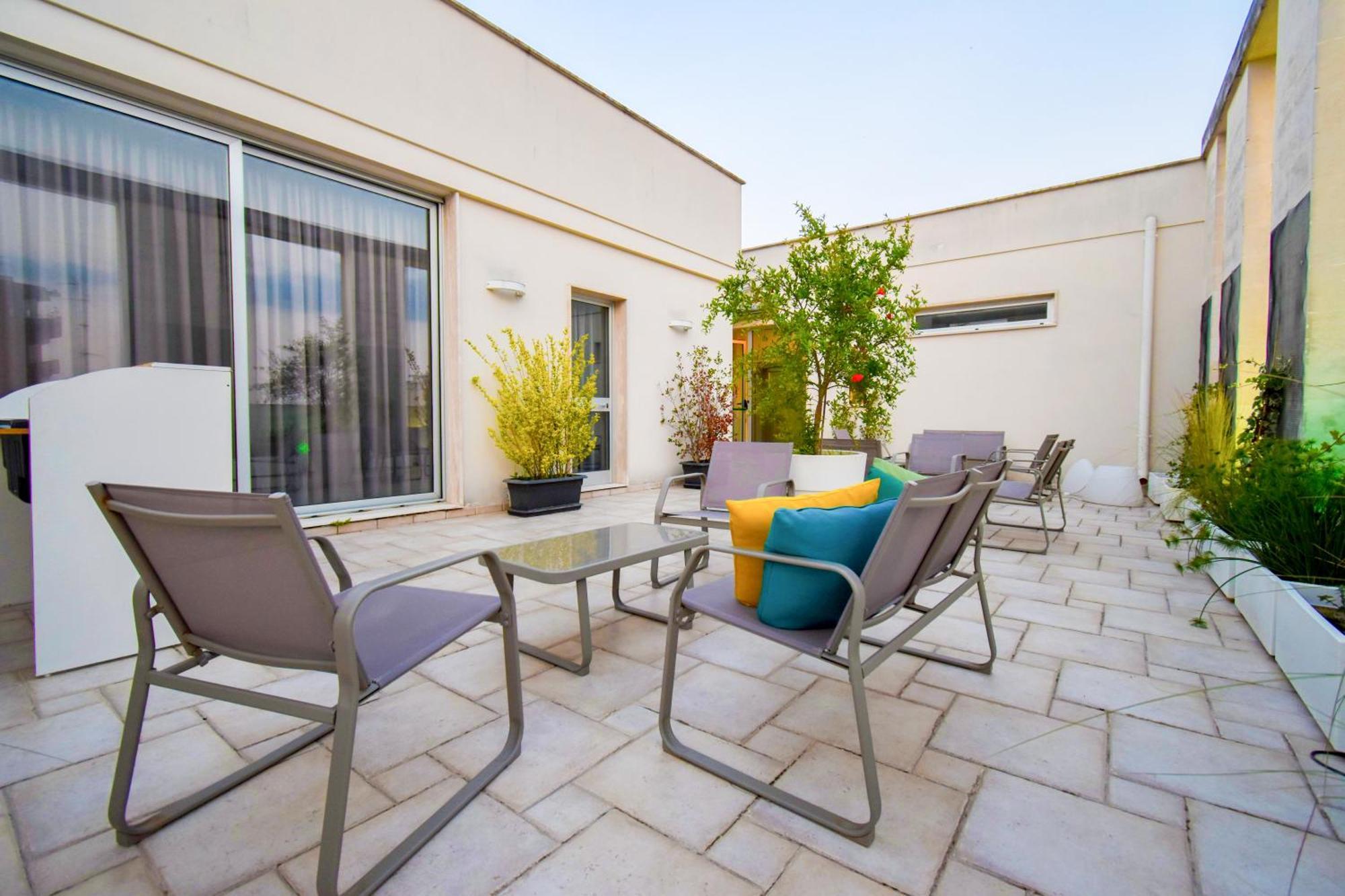 Eos Hotel Lecce Esterno foto