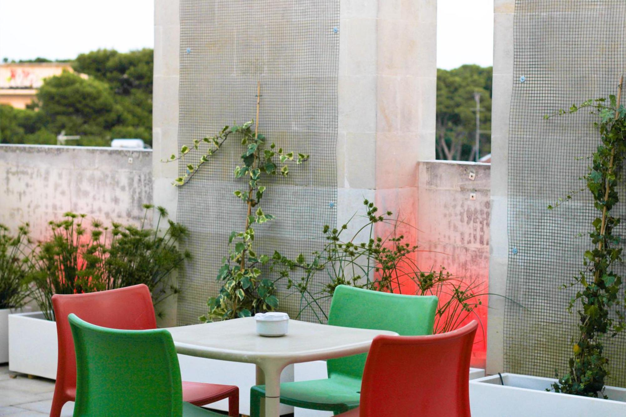 Eos Hotel Lecce Esterno foto