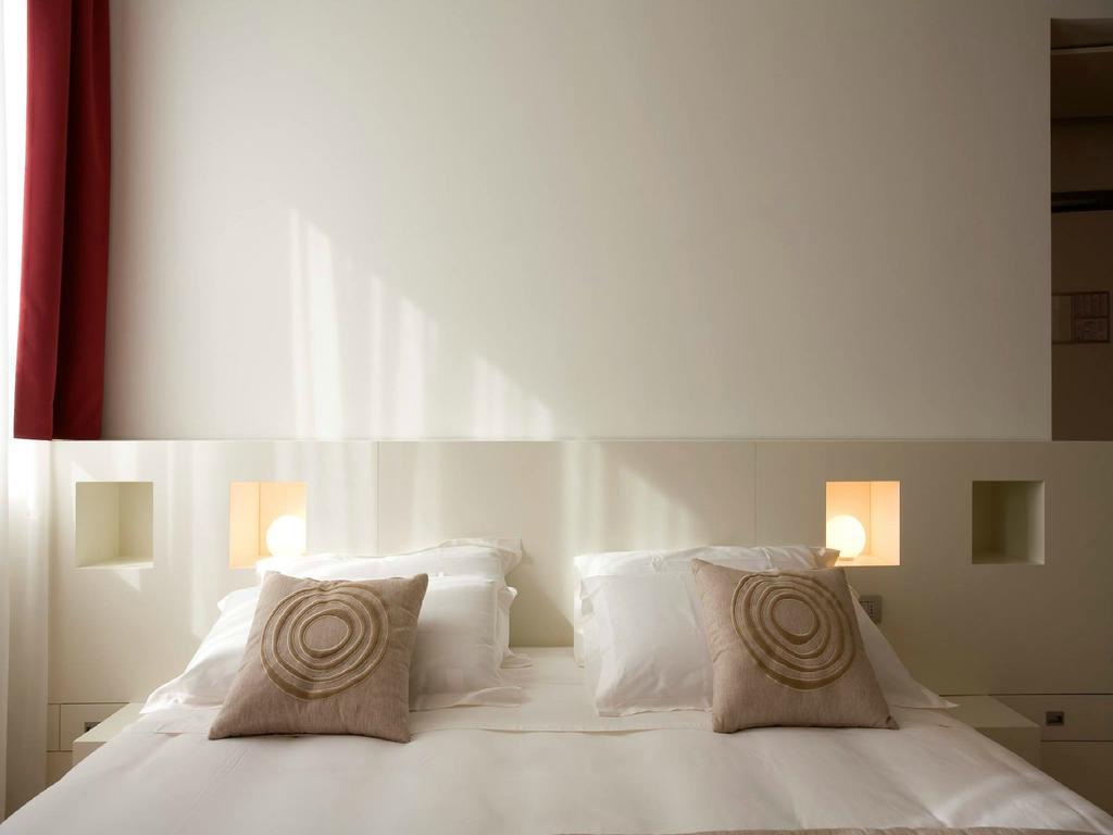 Eos Hotel Lecce Esterno foto