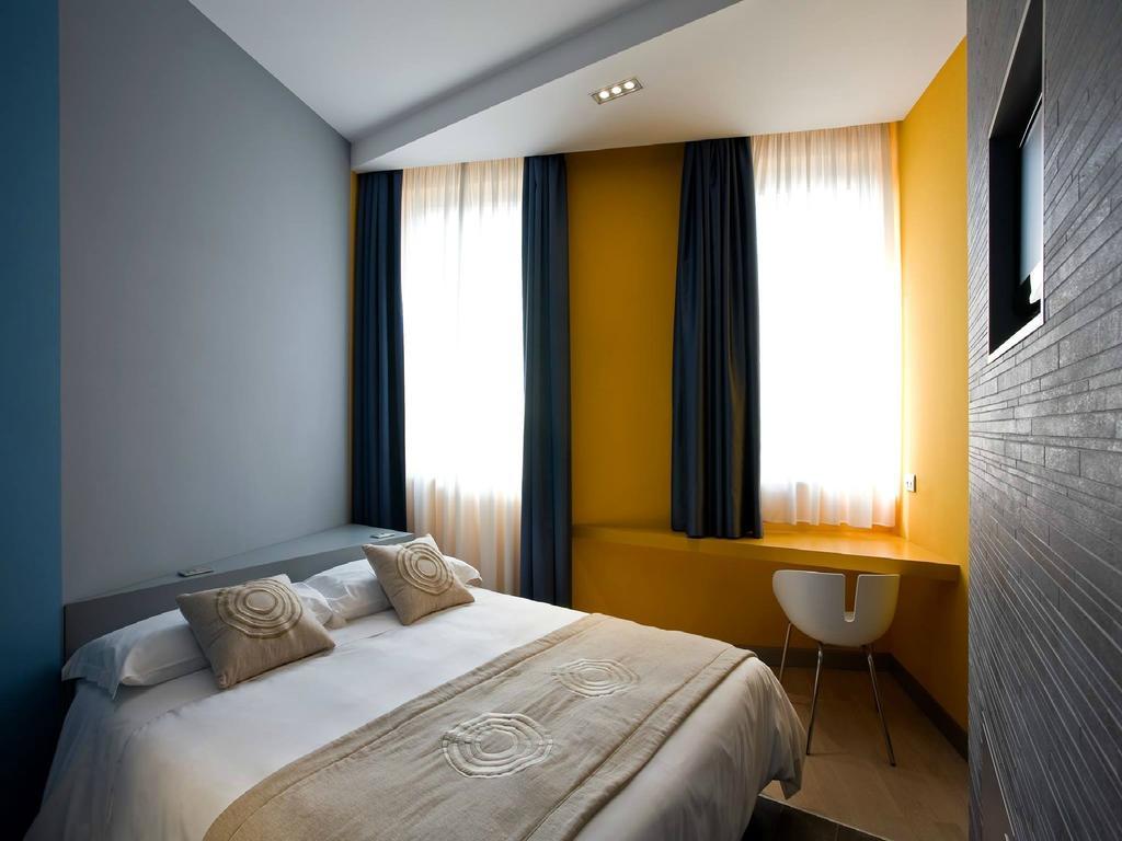 Eos Hotel Lecce Esterno foto