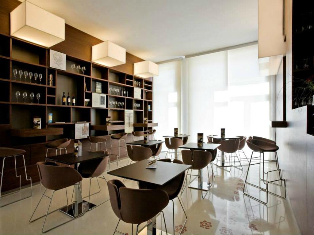 Eos Hotel Lecce Esterno foto
